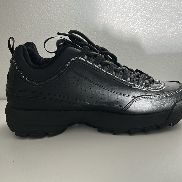 Fila Women’s Black Disruptor II Premium Repeat Shoes - Picture 10 of 13